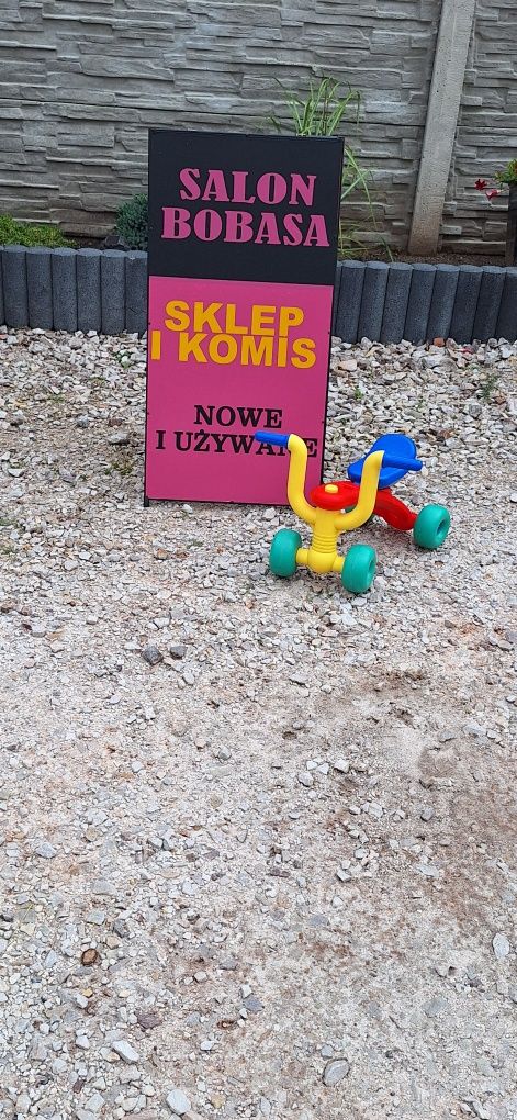 Jeździk,  SALON BOBASA Suchedniów ul.Langiewicza 3
