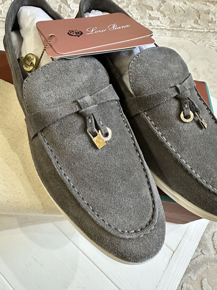 Loro Piana лофери
