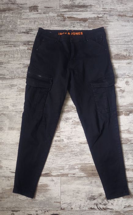 Джоггеры Jack and Jones.