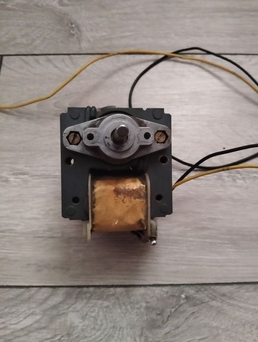 Двигатель для тангенциального вентилятора 220 V, 50-60 Hz