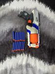 Nerf StrongArm pistolet