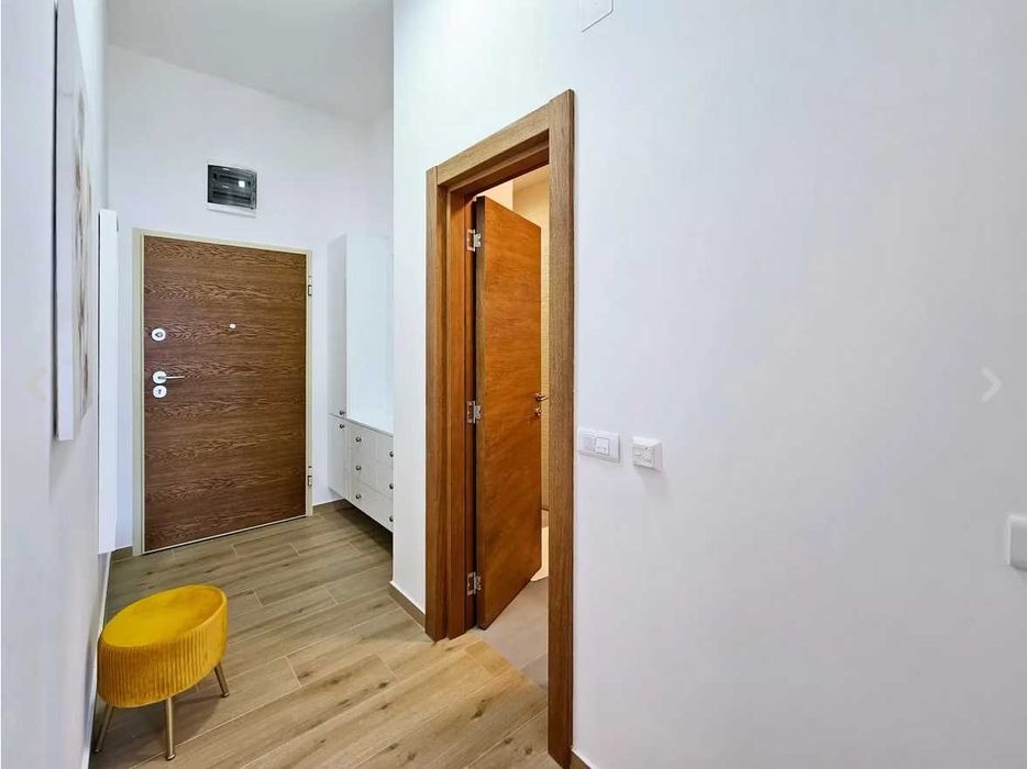 Просторная квартира 1+1 с панорамным видом на море в Будве Черногория