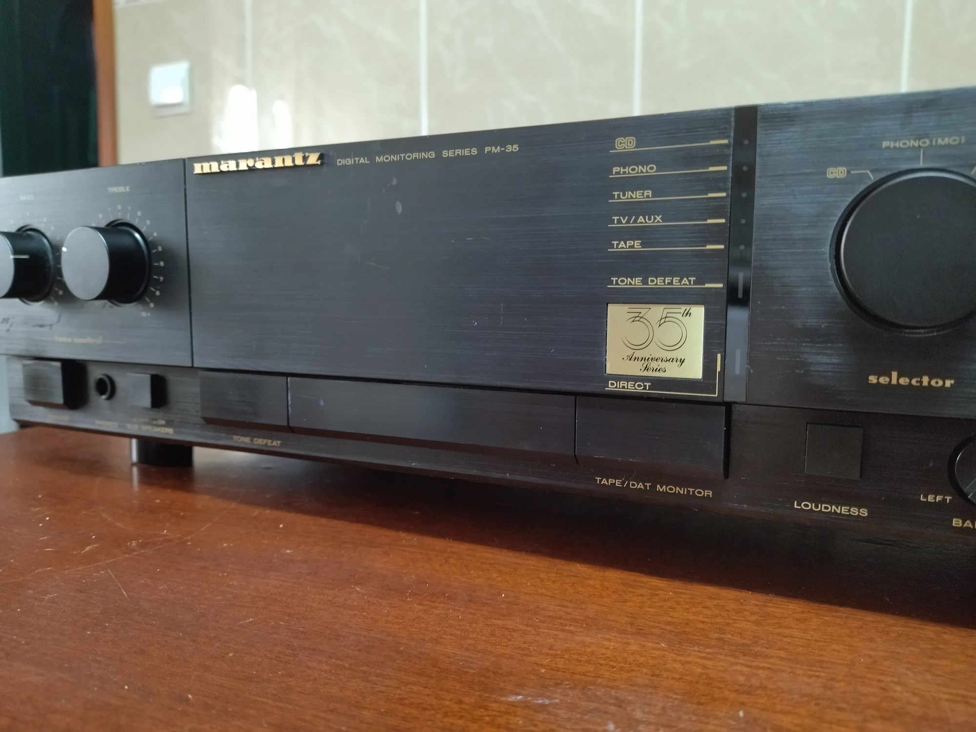 Amplificador Marantz pm 35.