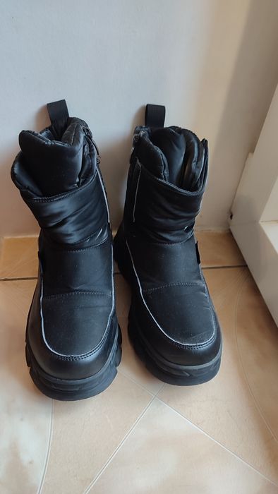 Чоботи зимові 34 р