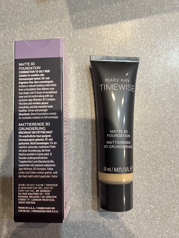 Matujący Podkład IntelliMatch™ 3D™ TimeWise®Beige N 190 mary kay