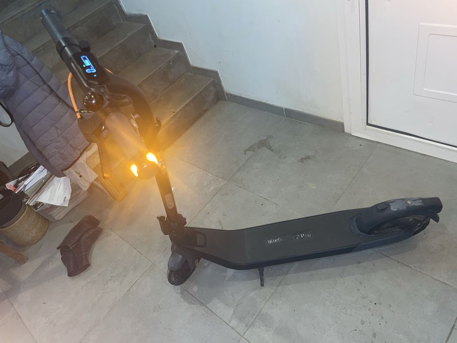 Ninebot E2 pro usada como nova