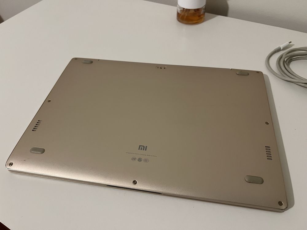Xiaomi Air 12 Notebook - Avariado
