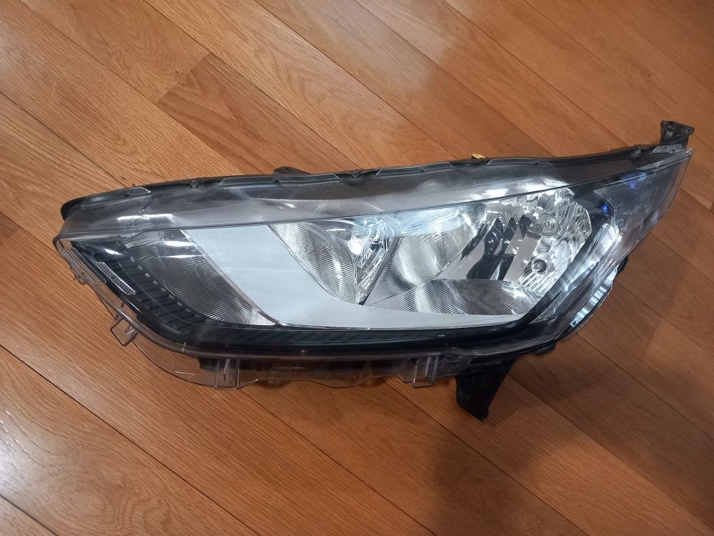 Farol optica frente esquerda Ford Transit Connect do ano 2018 a 2025.