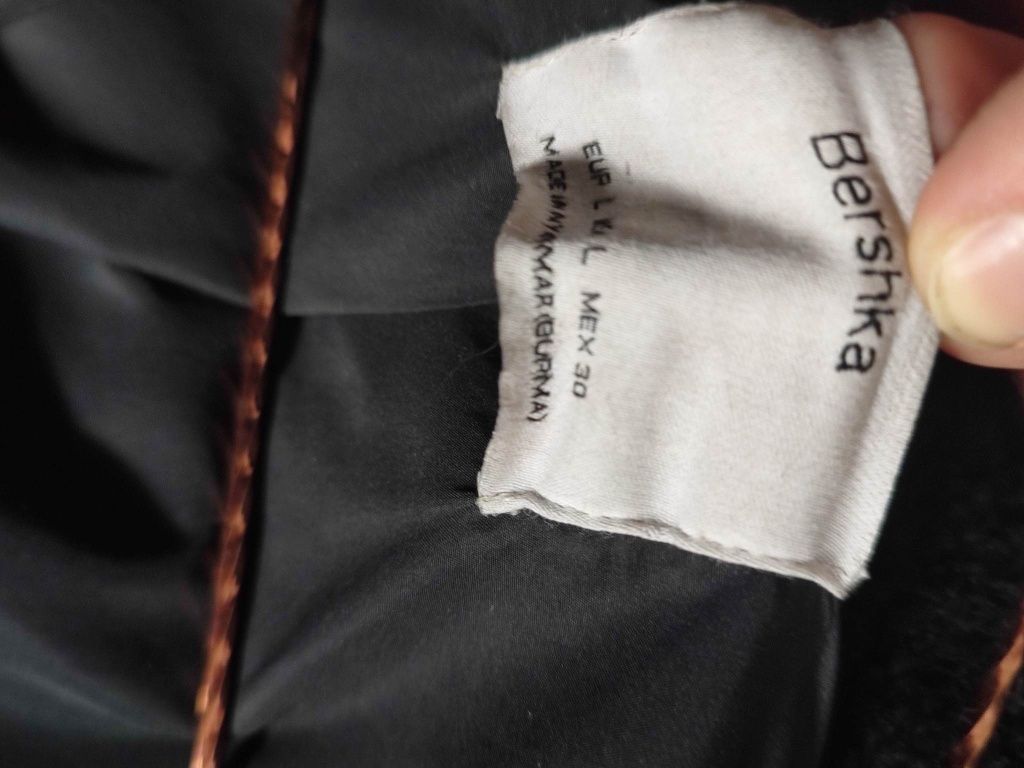 Futerko Bershka L