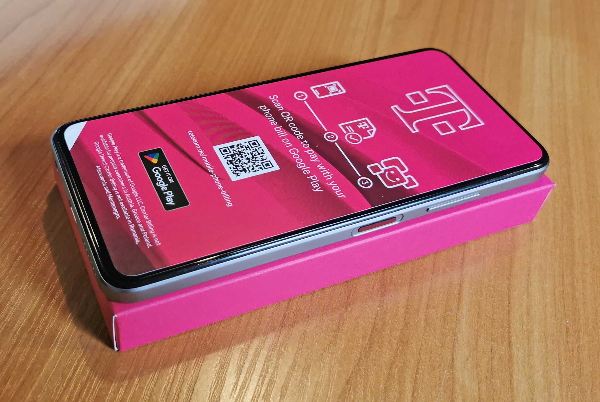 T PHONE (2023) 5G 4/128GB SREBRNY nowy