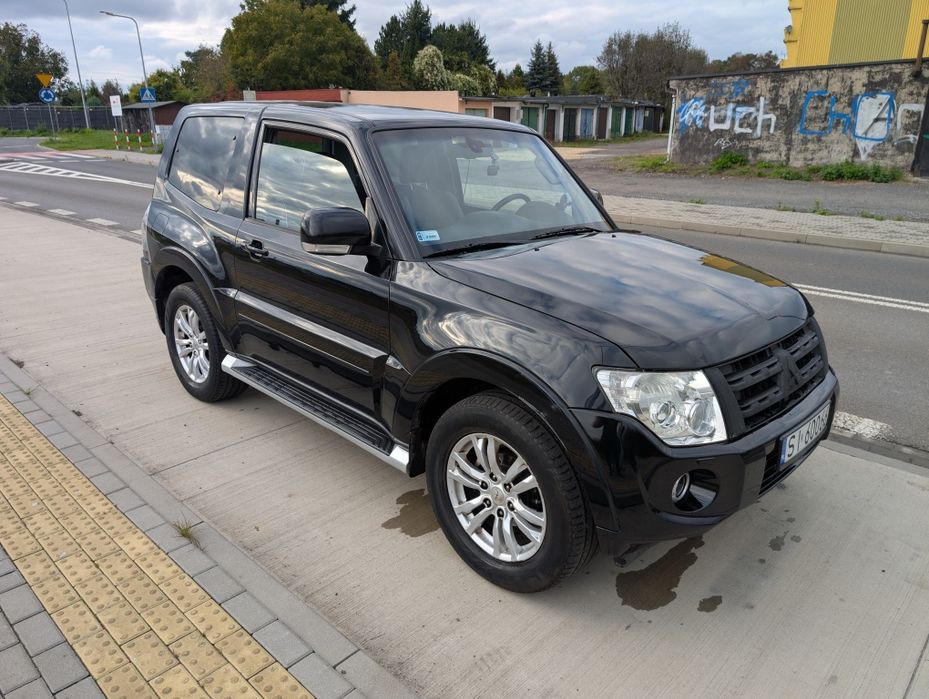 Mitsubishi Pajero IV