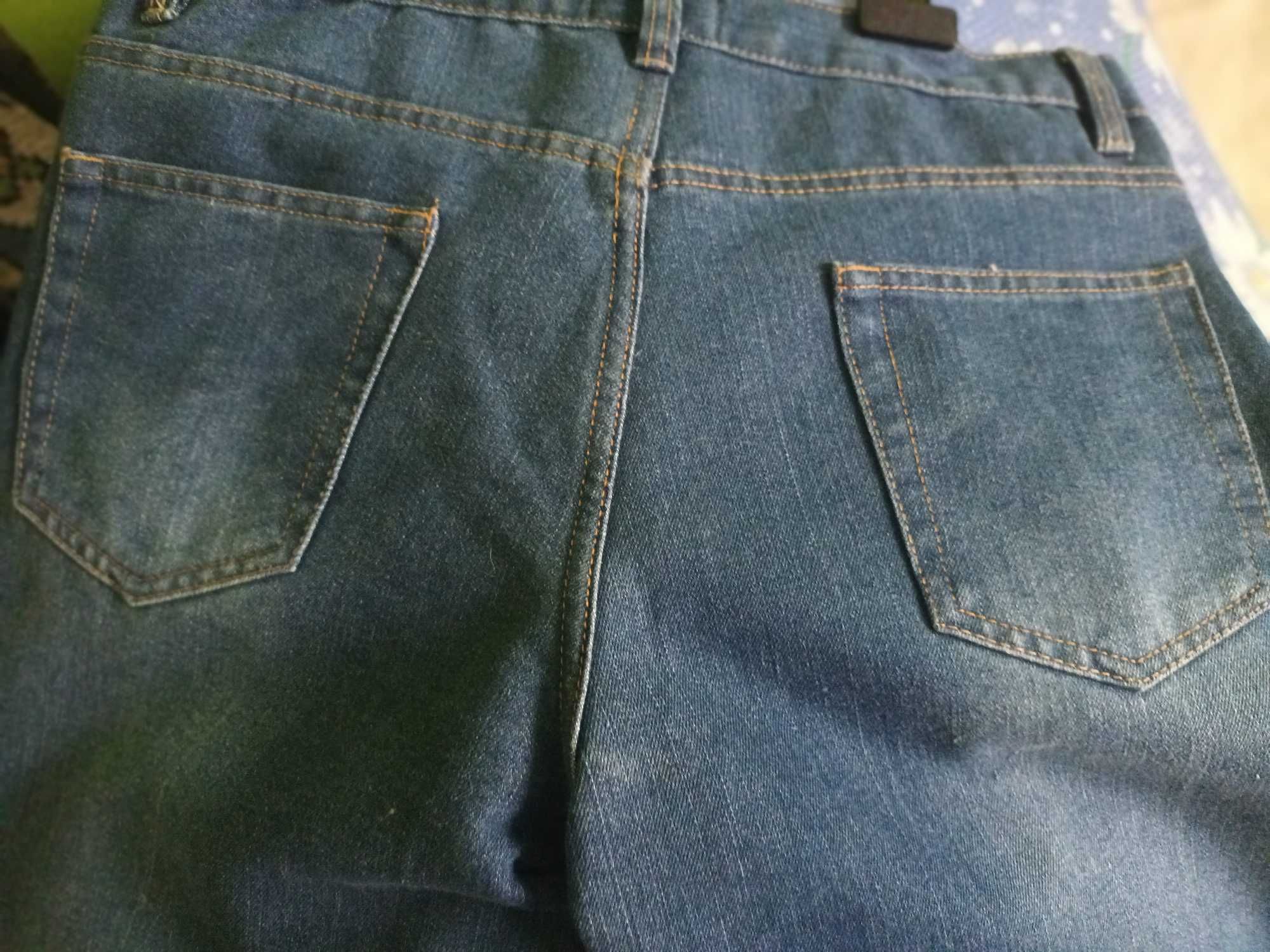 Wyprzedaż nowe spodnie męskie yeans - tanio