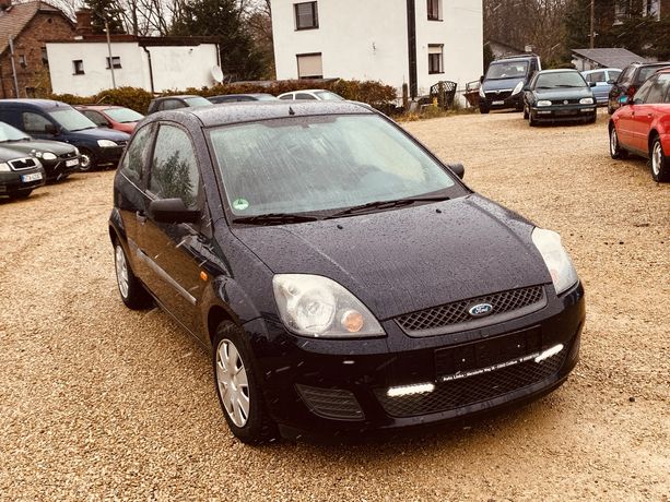 Ford fiesta  rok 2007 poj 1.3 przeb181 tys kliatyzacja zadbany