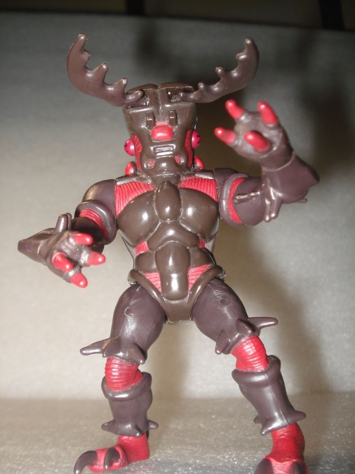 Figura Power Rangers Evil Space Alien Slicing Horns Stag Beetle