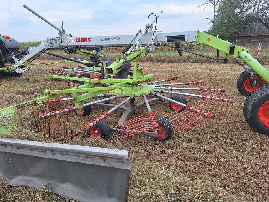 Vicon Zgrabiarka 2 karuzelowa ANDEX 774  LINER 1750  Zgrabiarka 2  Karuzelowa Vicon ANDEX 774; CLAAS LINER z Niemiec