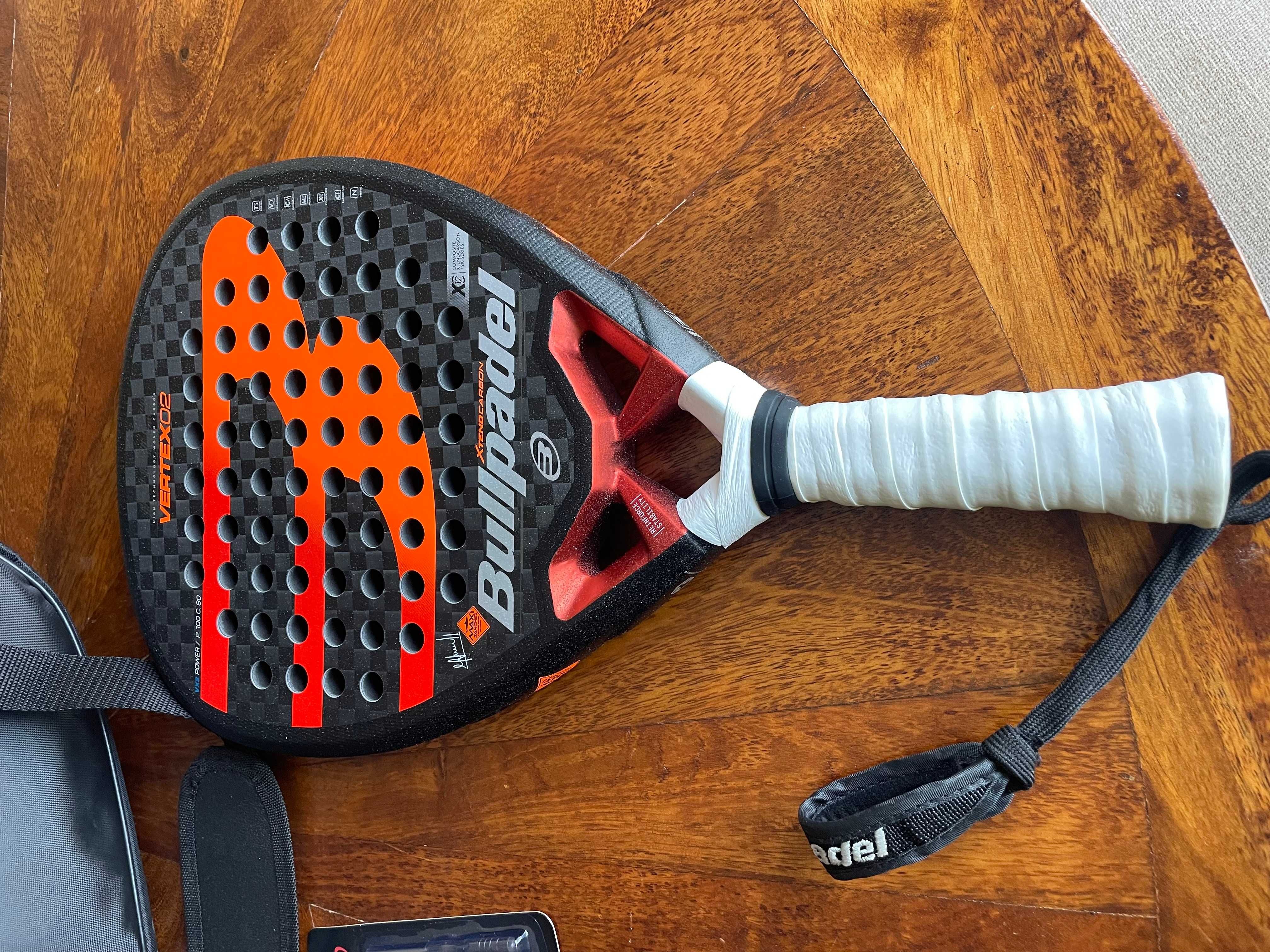 Raquete de padel Vertex02