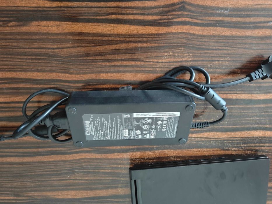 Laptop gamingowy z chłodzeniem wodnym XMG NEO 15 Ryzen 9 3070 Ti 32GB