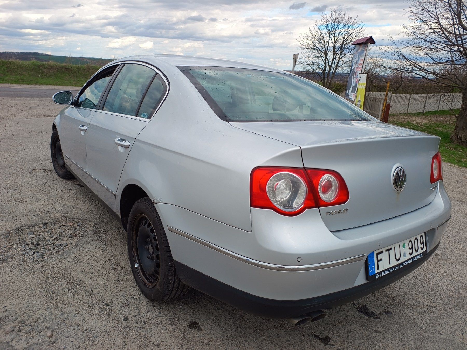 Продам автомобіль Volkswagen Passat