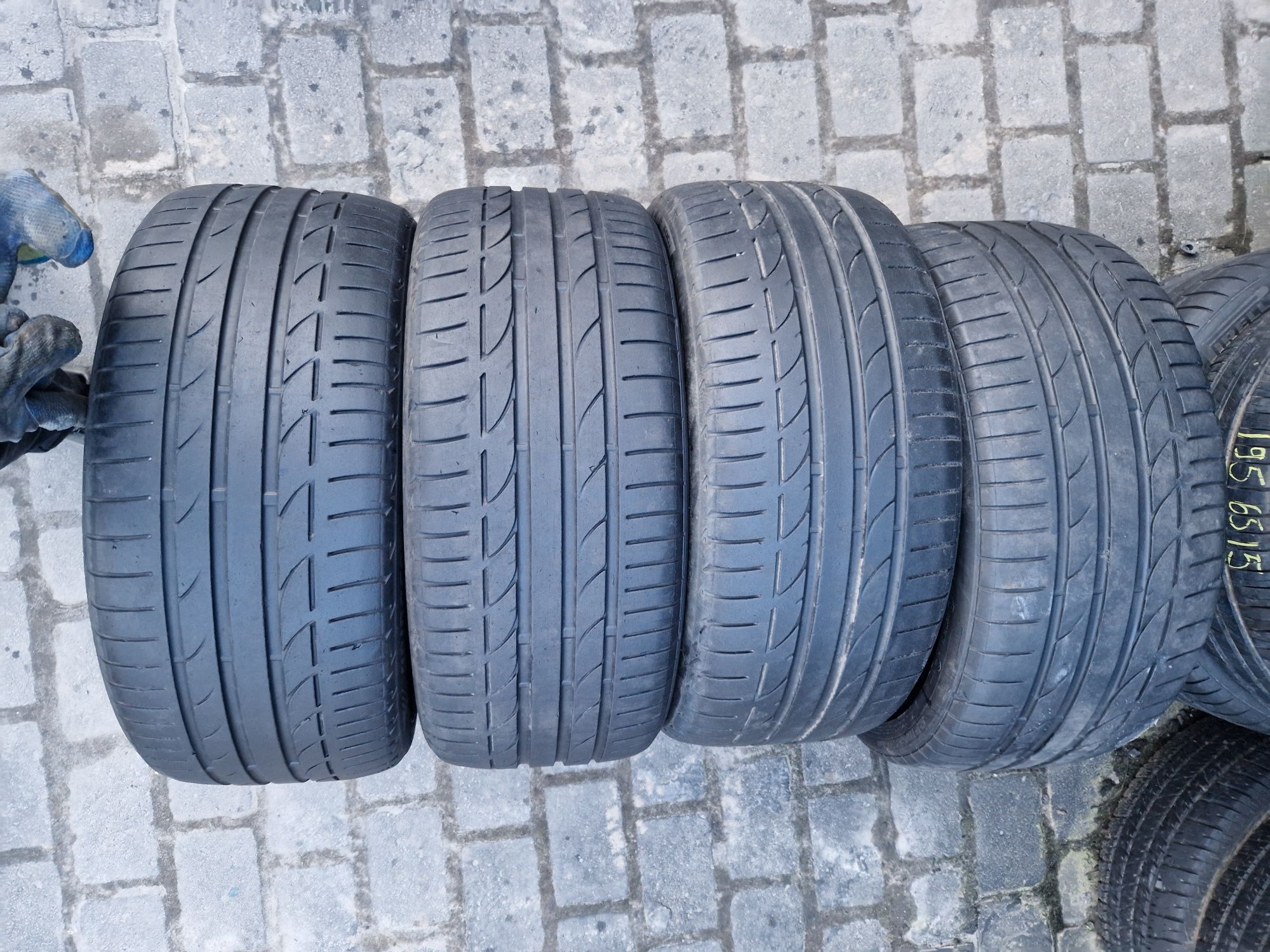 Шини літні 235 40 r19 Bridgestone potenza s 001, 5mm,