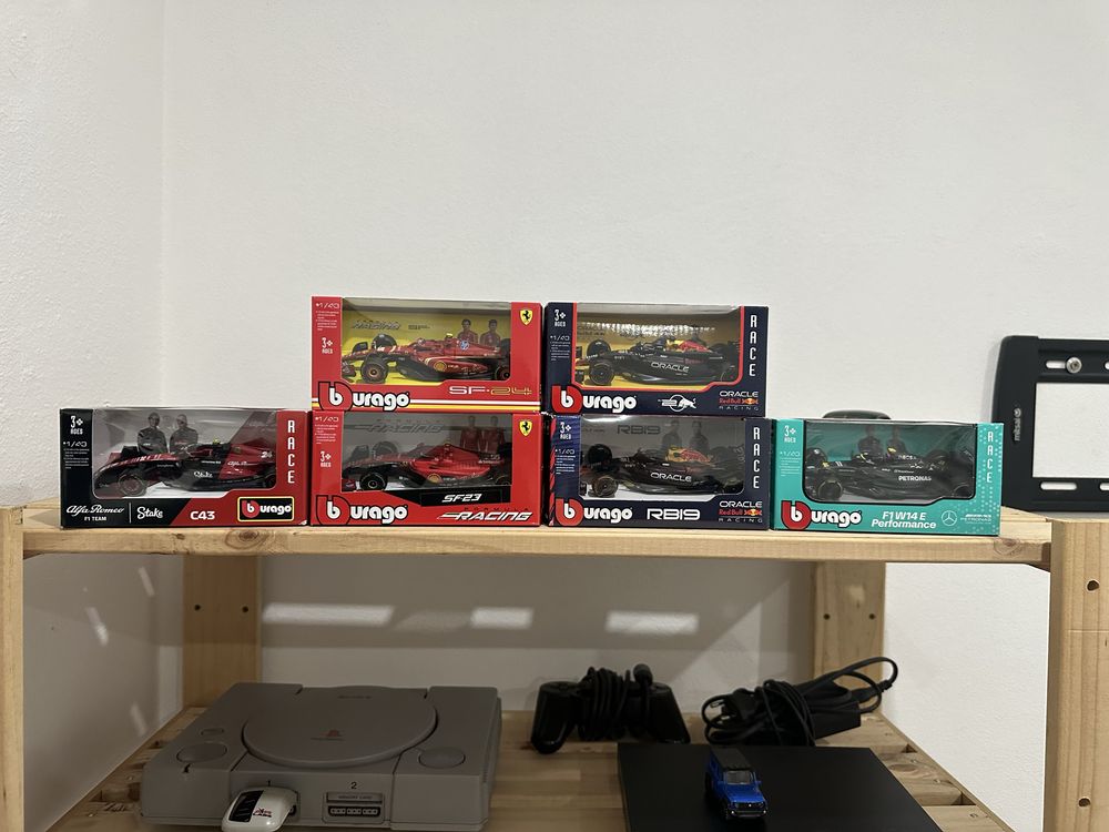 Vendo 6 carros F1 colecao 1/43