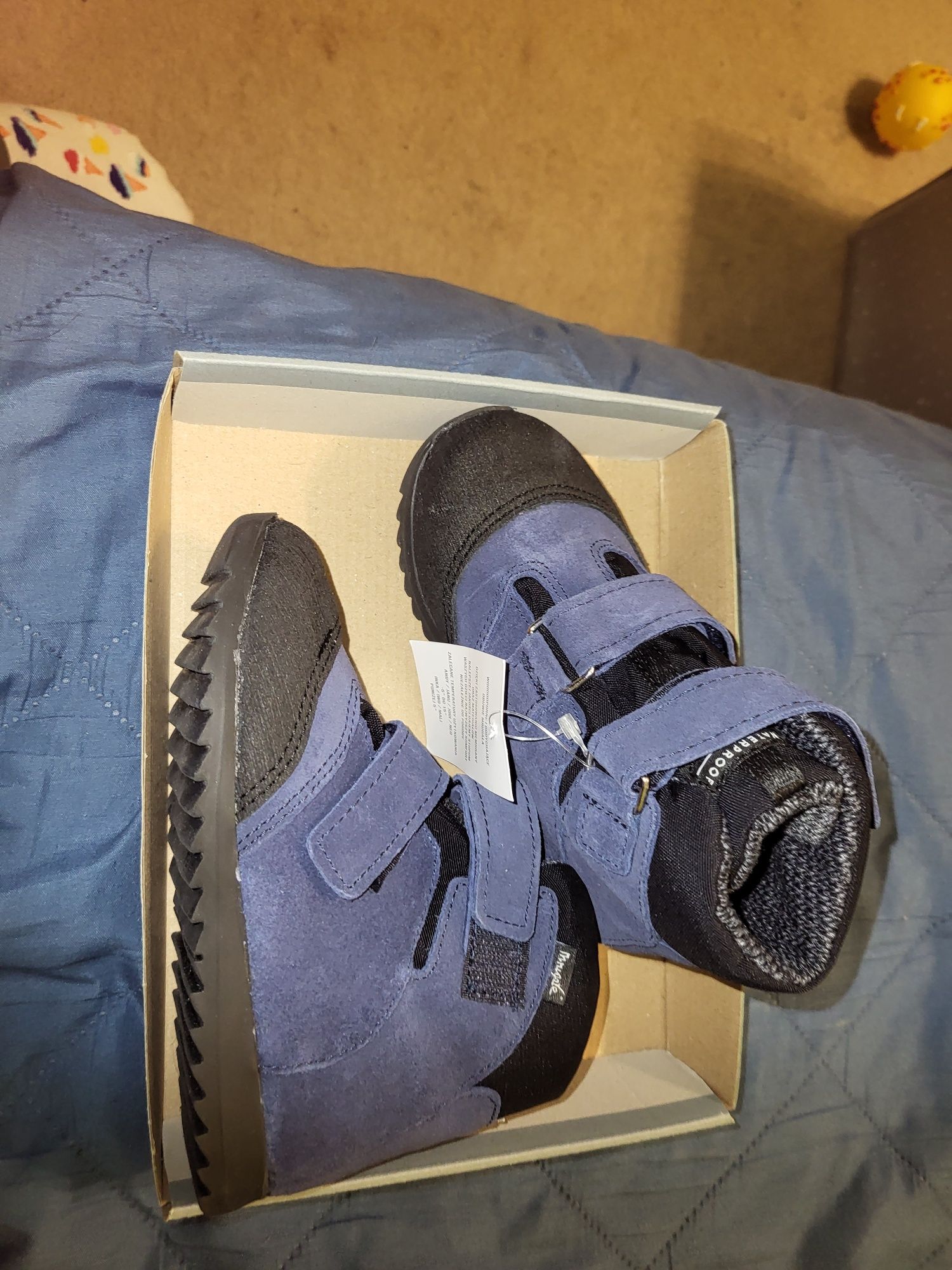 Buty mrugala roz 28