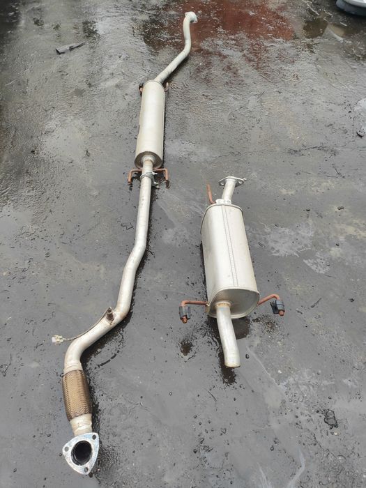 Opel Astra G II Hatchback 1.6 benzyna 5-drzwiowy tłumik wydech komplet