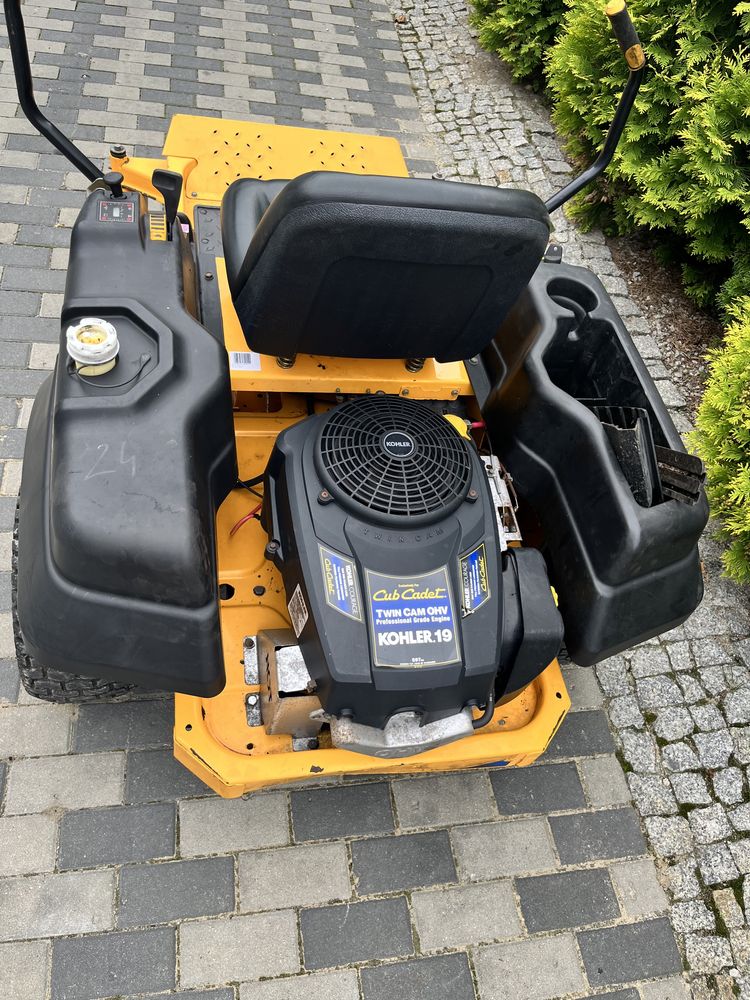 Traktorek Cub Cadet RZT 42 zero turn Kohler 19 KM