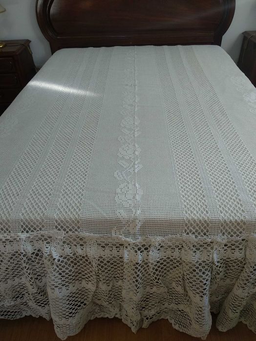 Colcha de renda feita á mão