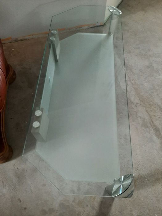 Szklany stolik kawowy