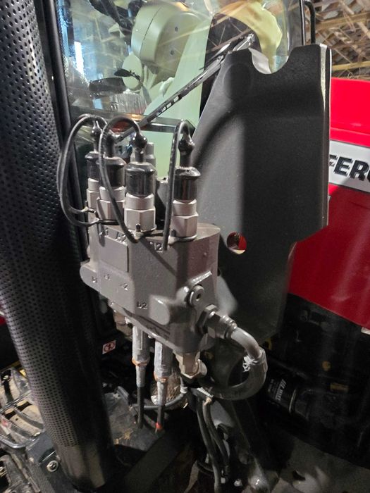 Nowy Massey Ferguson 5611