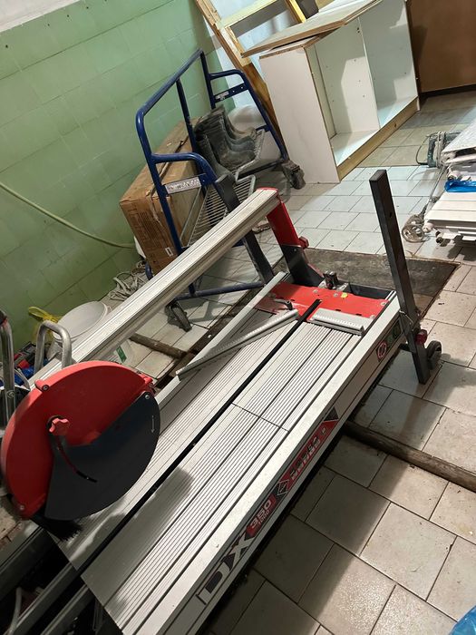 Maszyna do cięcia płytek RUBI DX 350