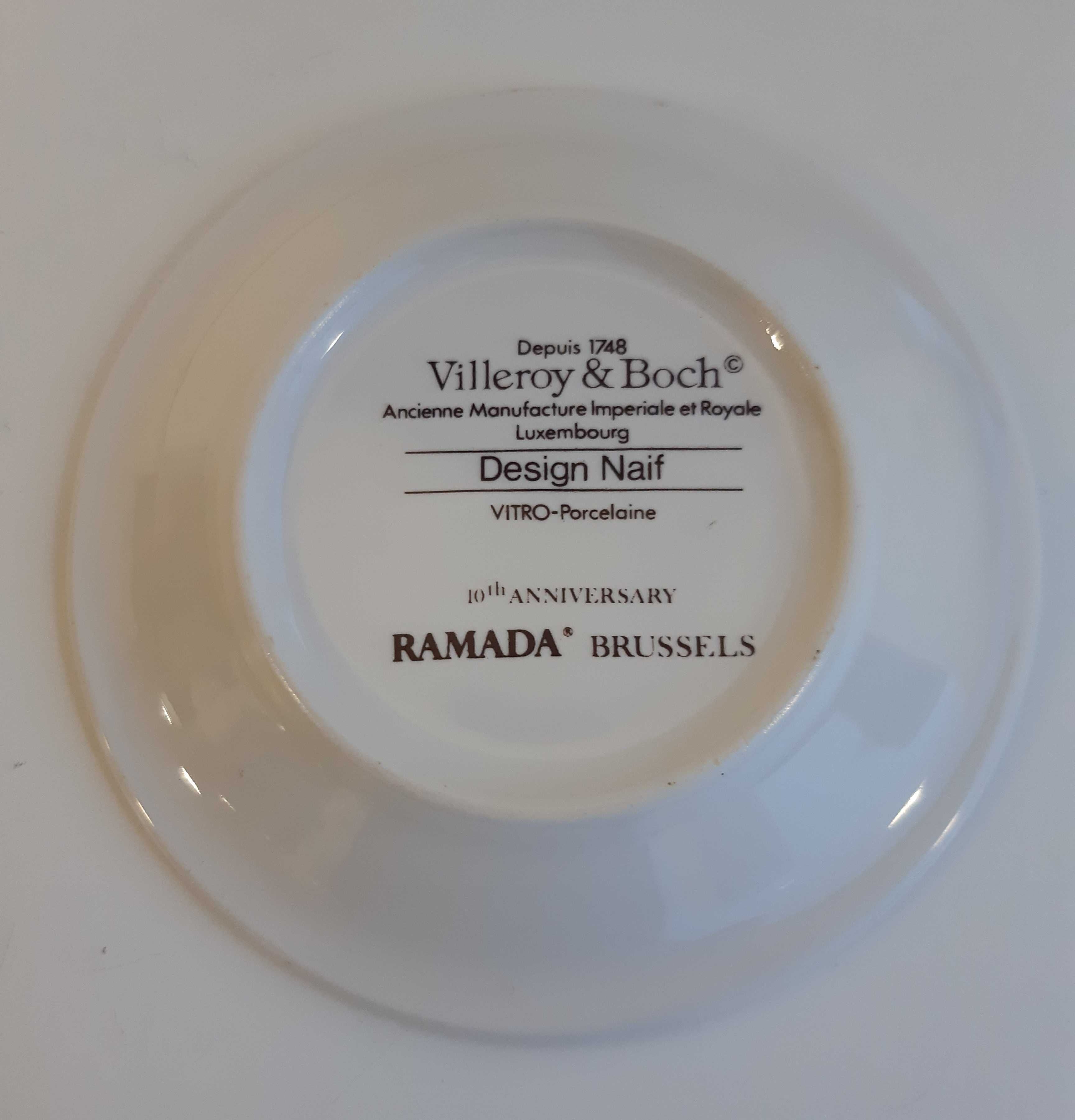 Magnífico Pratinho "Villeroy & Boch" Design Naif