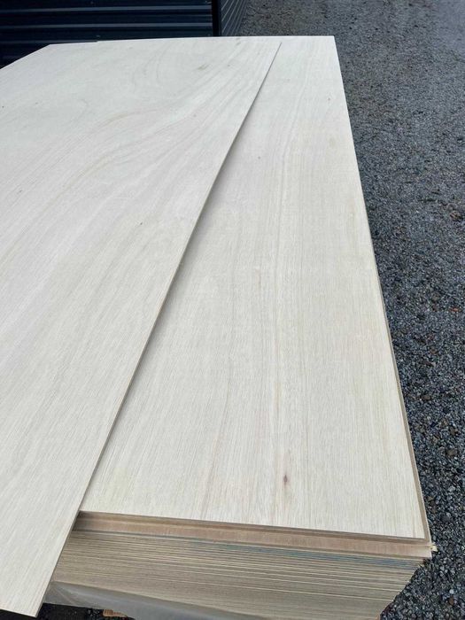 Sklejka liściasta wodoodporna RUBIA 4mm 2500x1250