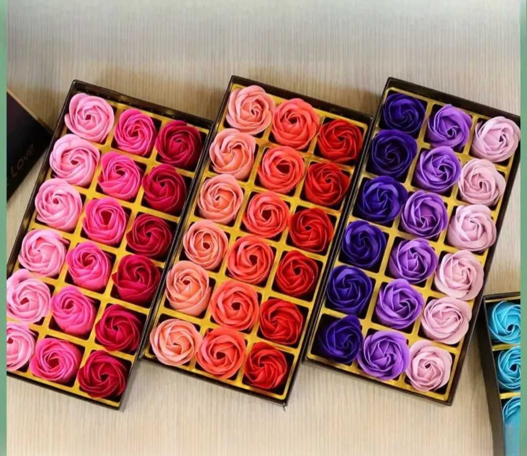 Elegancki zestaw mydełka różane pudełko prezent flower box