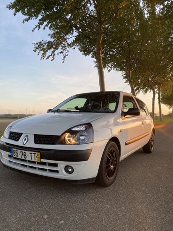 Renault Clio 2     1.5Dci