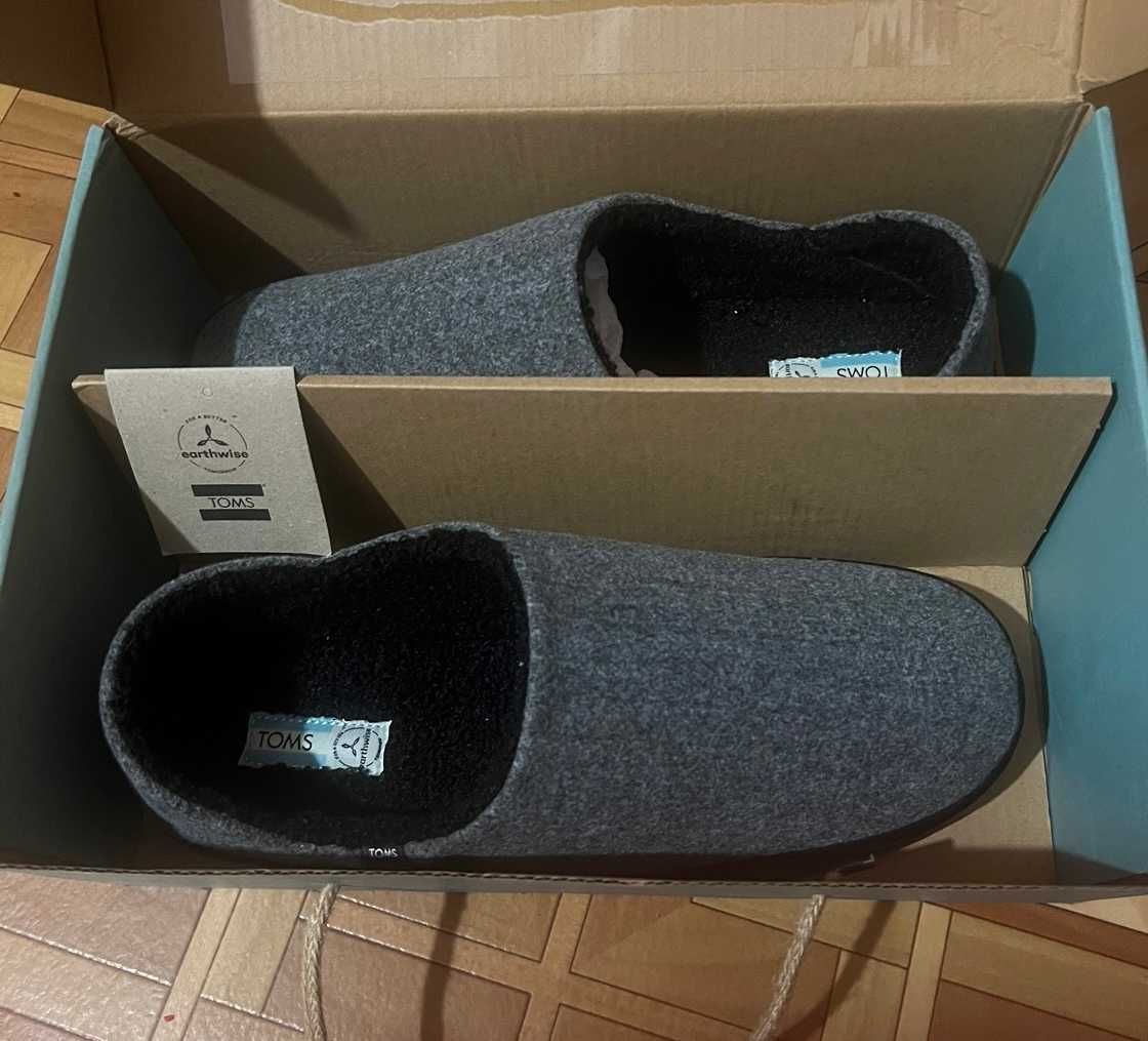 Тапочки - сліпони Toms 42.5 розмір Унісекс