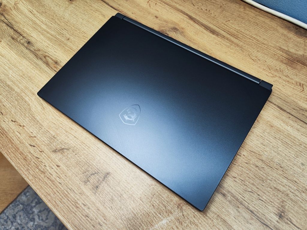 Ноутбук MSI Stealth 15M