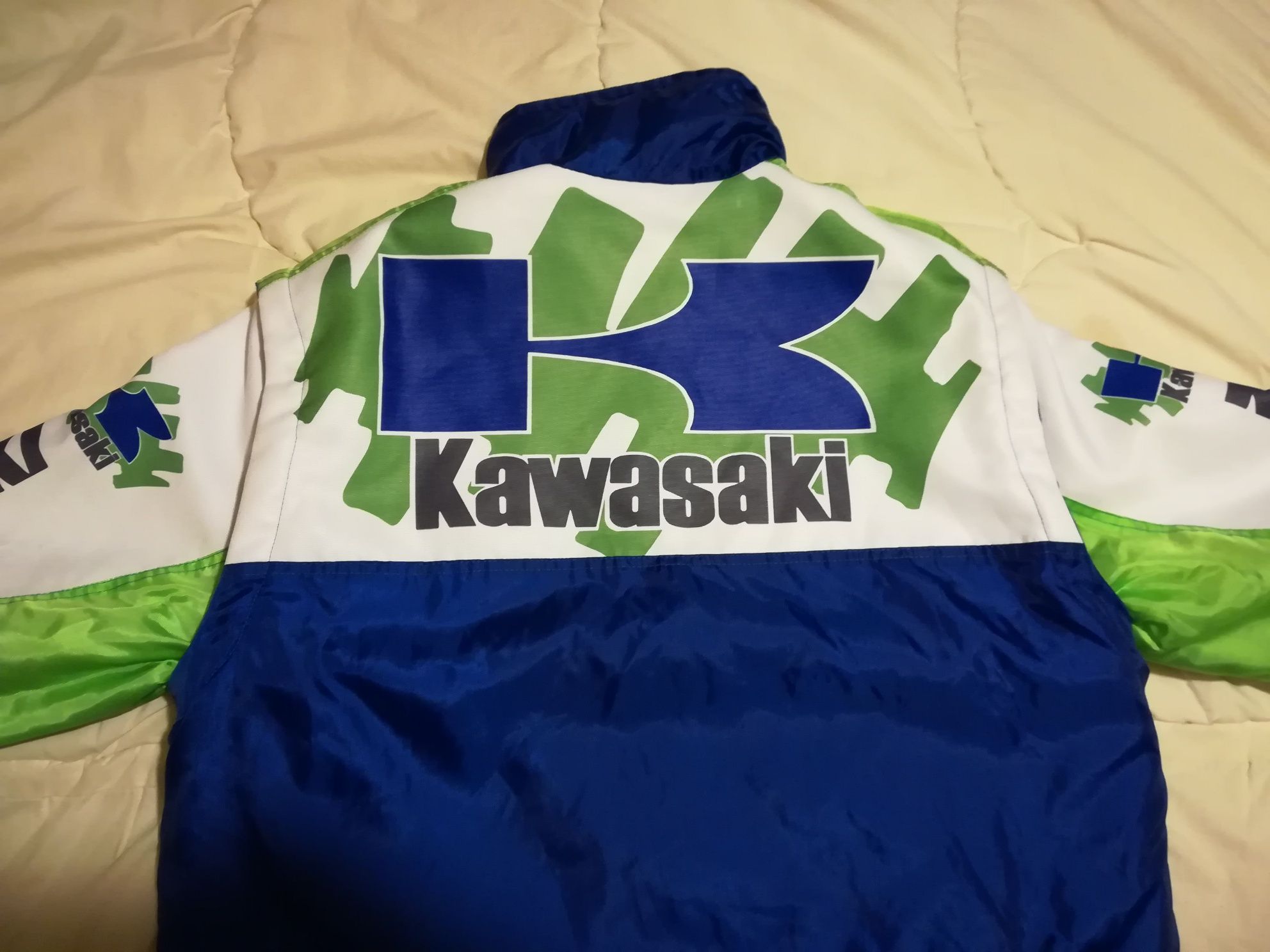 Kawasaki blusão