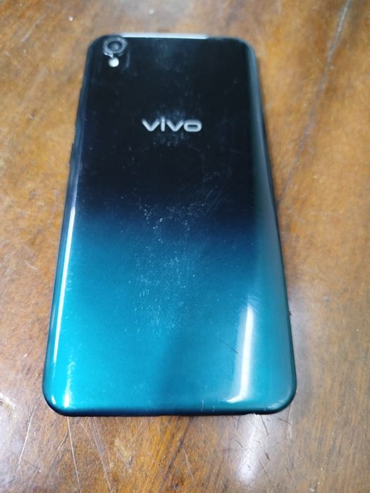 Мобильный телефон Vivo Y1S 2/32GB