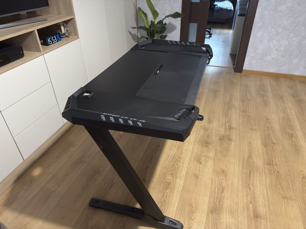 Biurko Ultradesk Rocket Czarne