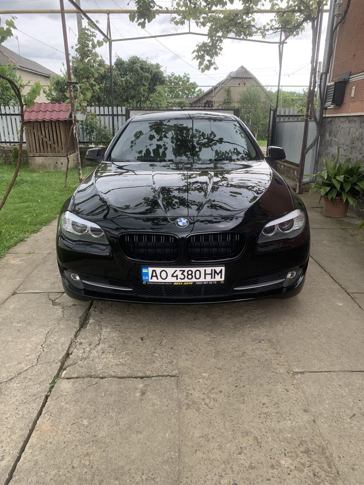 Продам машину BMW