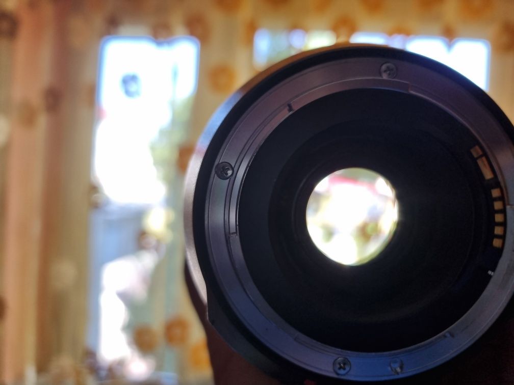 Tamron SP 15-30 f/2.8 Di VC USD Canon stan sklepowy...