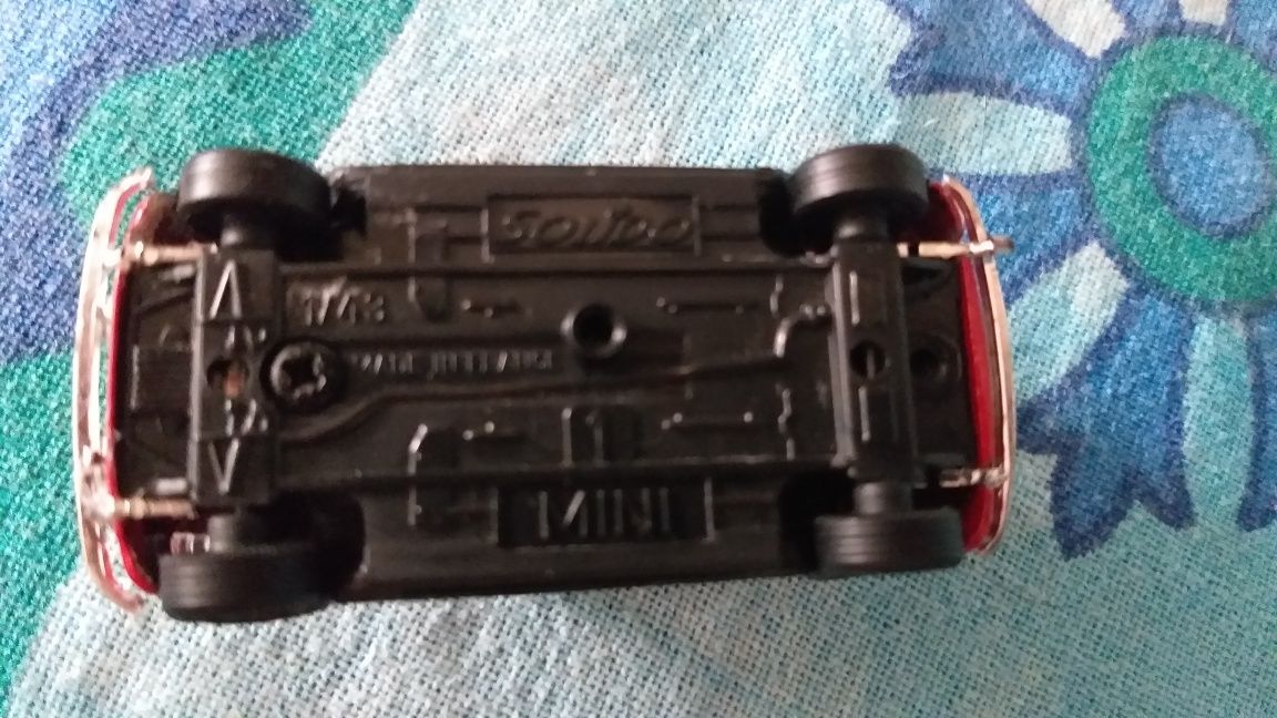 Miniatura mini antiga