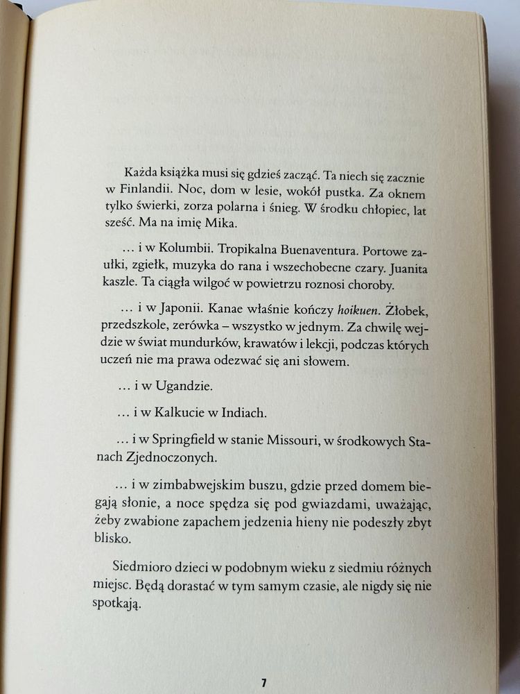 Chrobot Tomasz Michniewicz  Życie najzwyklejszych ludzi świata