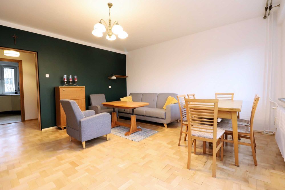 ul.STARZYŃSKIEGO/ 4 pokoje / po remoncie / dużo szaf / tereny zielone