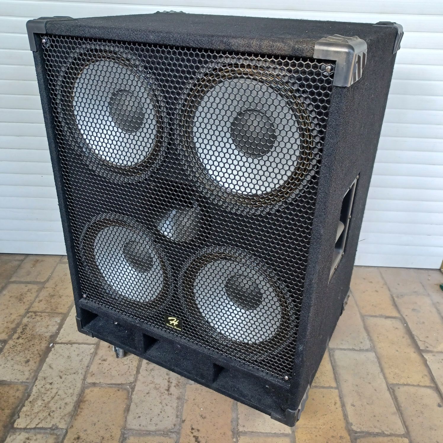 Harley Benton BB410T kolumna basowa 4x10"