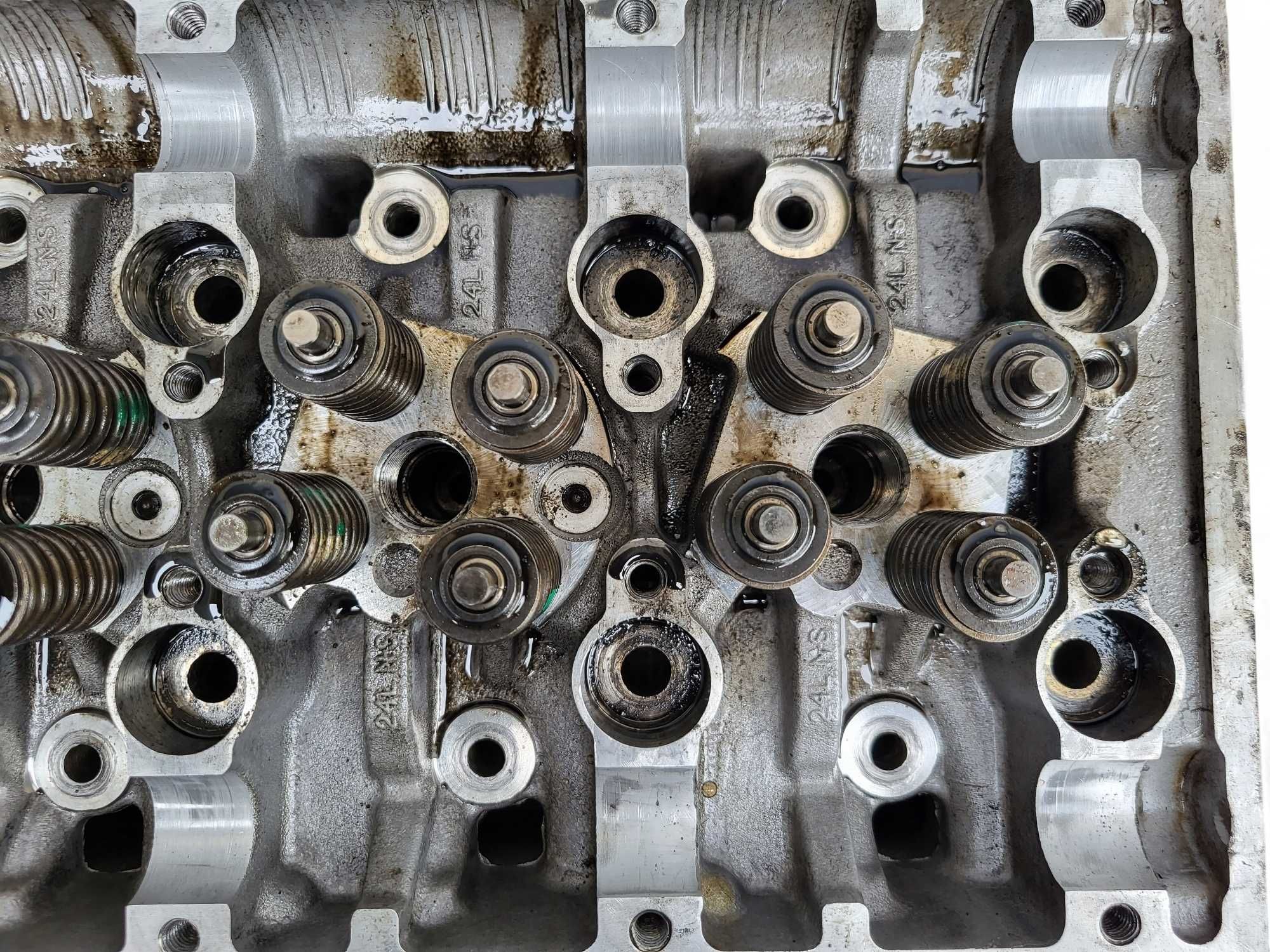 ГБЦ головка блока Ford Transit 2.4 DI TD TDE 2000-2006