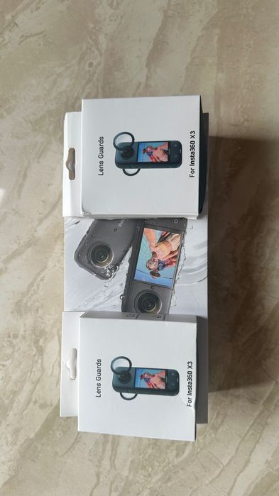 Камера Insta360 X3