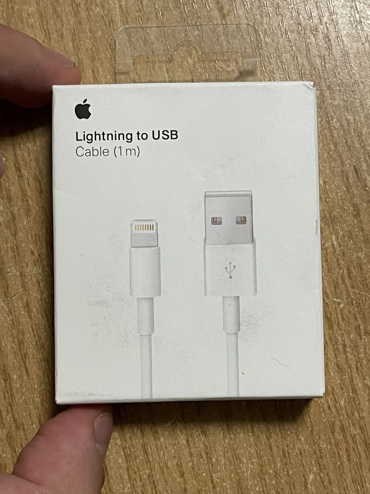 Оригинальный кабель Apple Lightning 1m