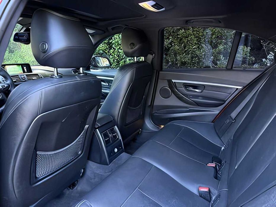 BMW 3 Series      2016